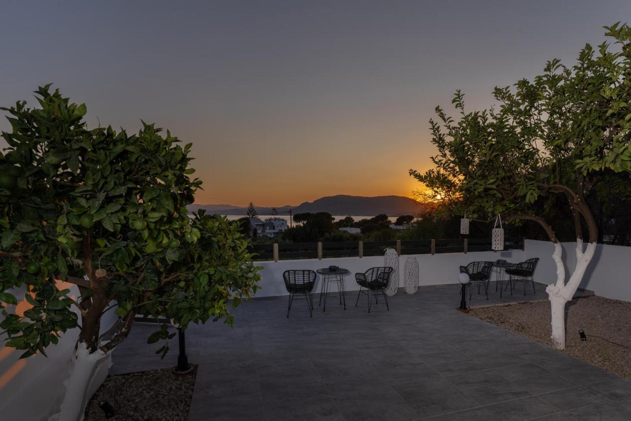 Pounedes Luxury Suites Pefki Exteriér fotografie